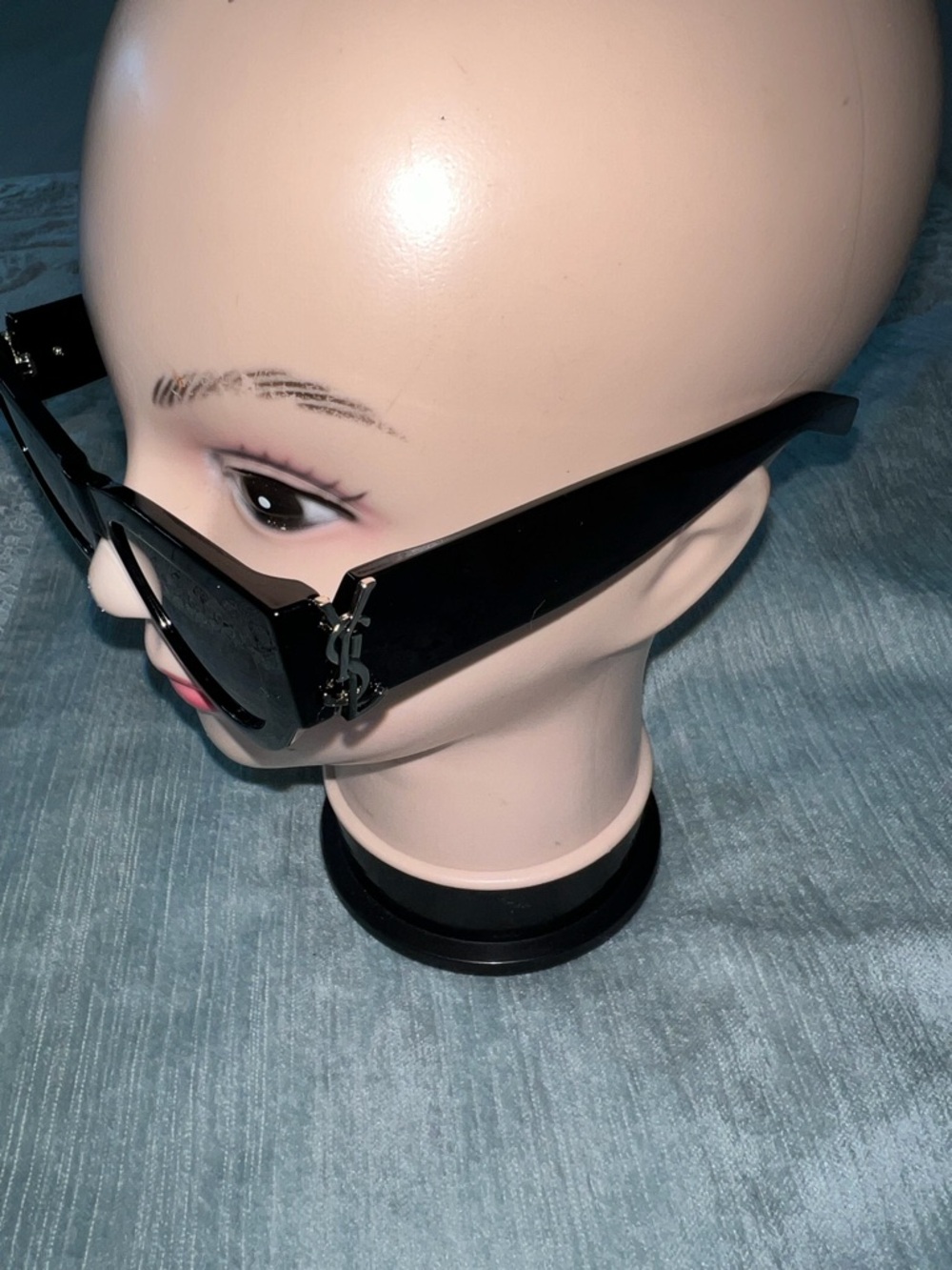 Bold Black Oversized Sunglasses with Side Logo Accent